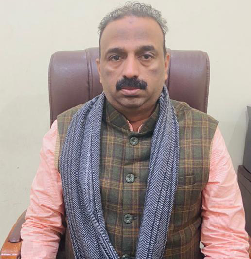 अखिलेश जी अपने मुस्लिम विधायक की गिरफ़्तारी पर पुलिस मुख्यालय क्यू नही गए -वसीम राईन