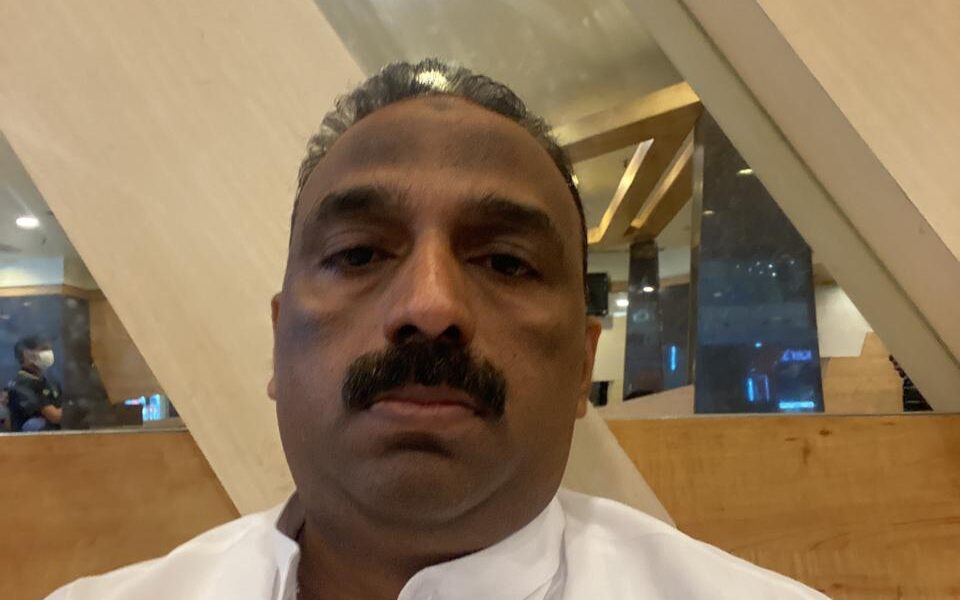 विश्व स्तर  भारत देश का नाम बहुत ऊँचे पायदान पर हैं राहुल गांधी उसको धूमिल करना चाहते हैं वसीम राईन