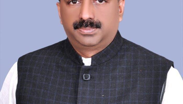 झूठ का जाल बिछाकर वोट बटोरा, भागीदारी के नाम पर खामोश सपा कांग्रेस के खटाखट नेता- वसीम राईन